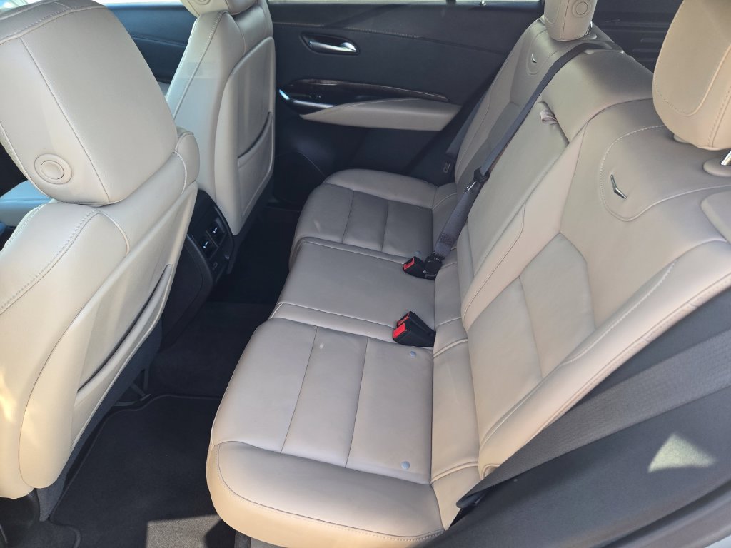 2025 Cadillac XT4 Premium Luxury - Photo 10