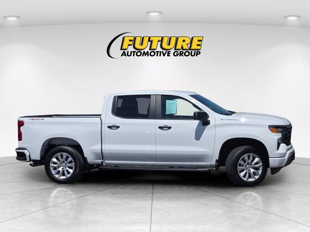 Used 2025 Chevrolet Silverado 1500 Custom Truck