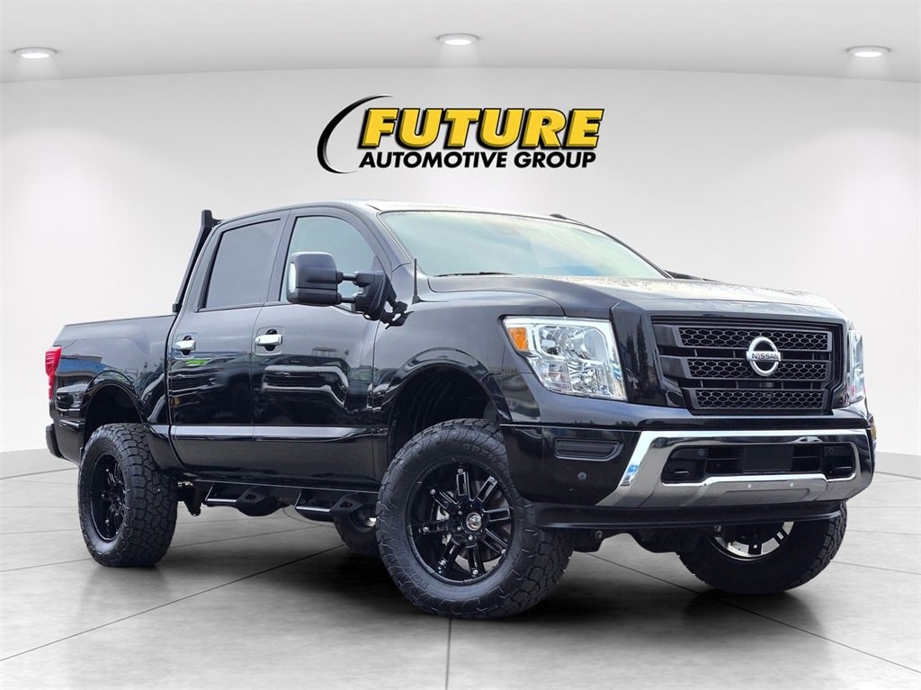 Used 2021 Nissan Titan SV