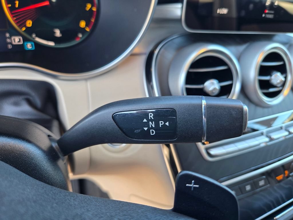 2022 Mercedes-Benz GLC GLC300 - Photo 13