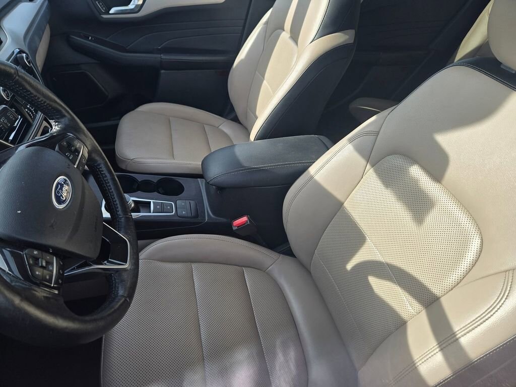 Used 2021 Ford Escape SEL