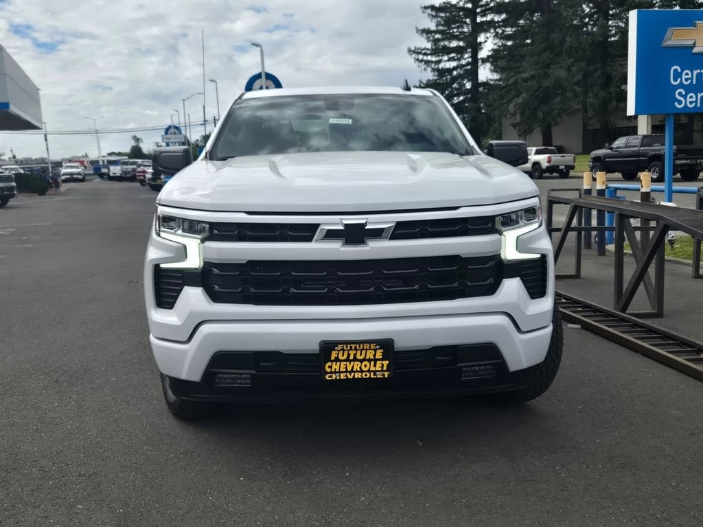 2026 Chevrolet Silverado 1500 LT photo 2