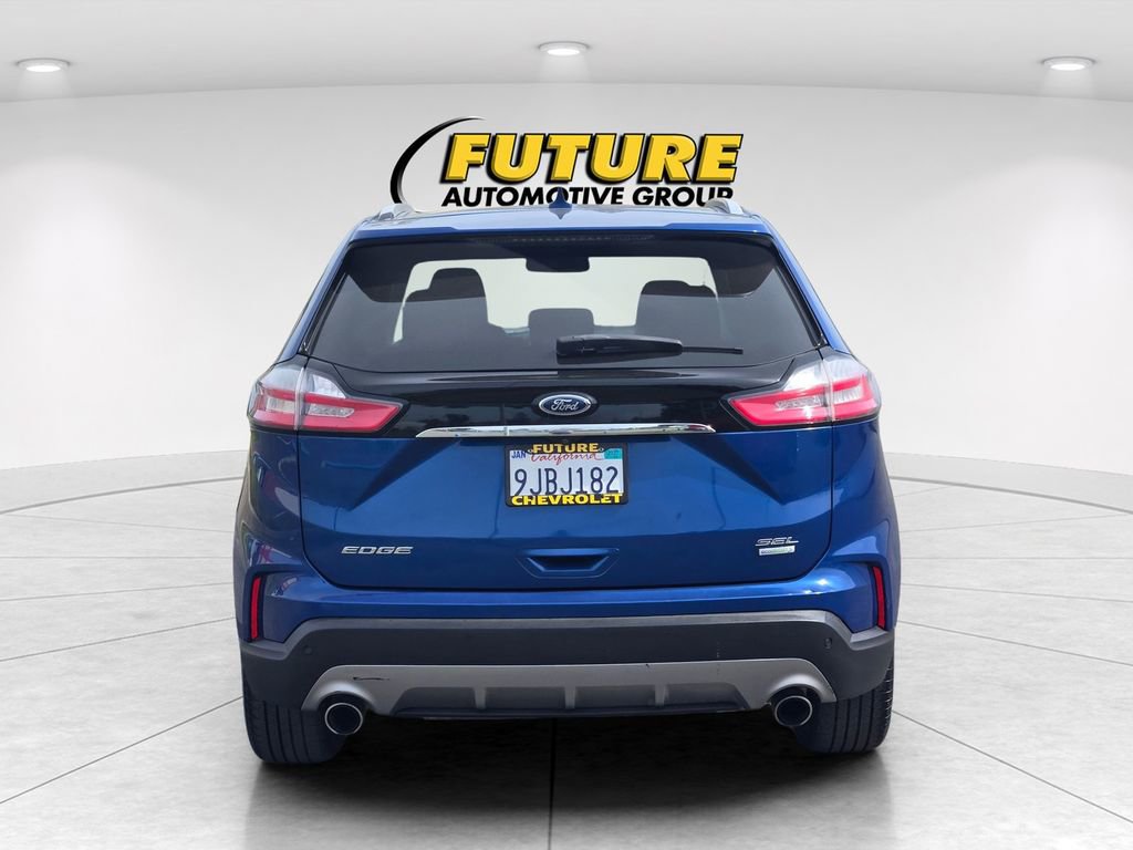 2020 Ford Edge SEL photo 5