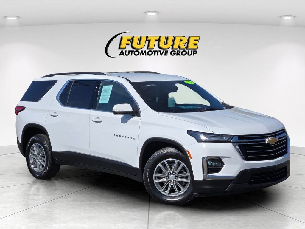 Used 2023 Chevrolet Traverse LT Cloth SUV