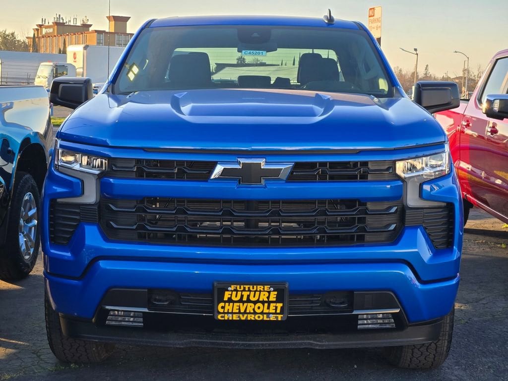 2026 Chevrolet Silverado 1500 RST photo 2