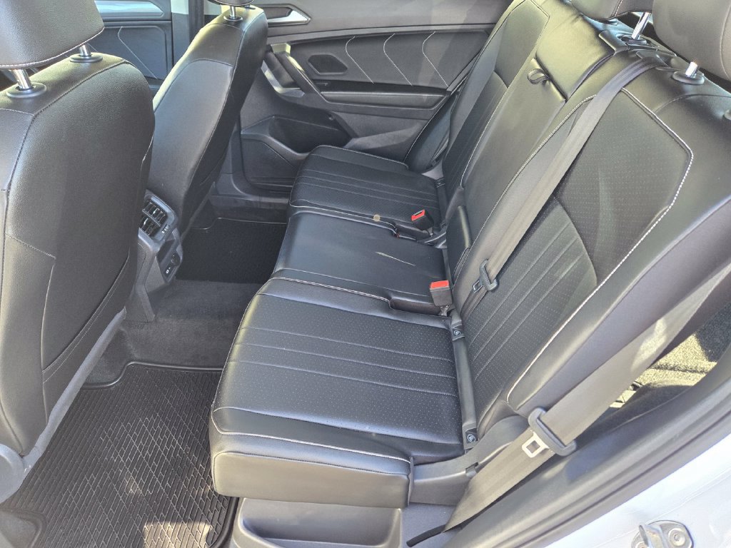 2022 Volkswagen Tiguan SE - Photo 10