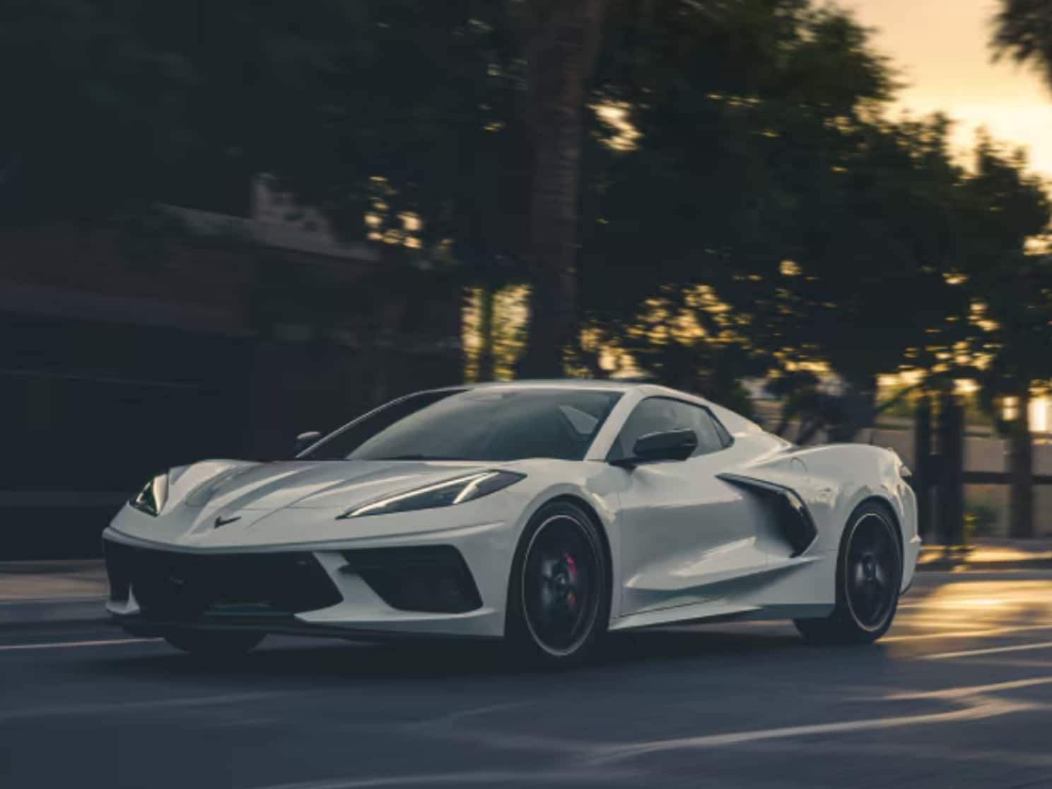 2025%20Chevy%20Corvette%20Stingray03.png