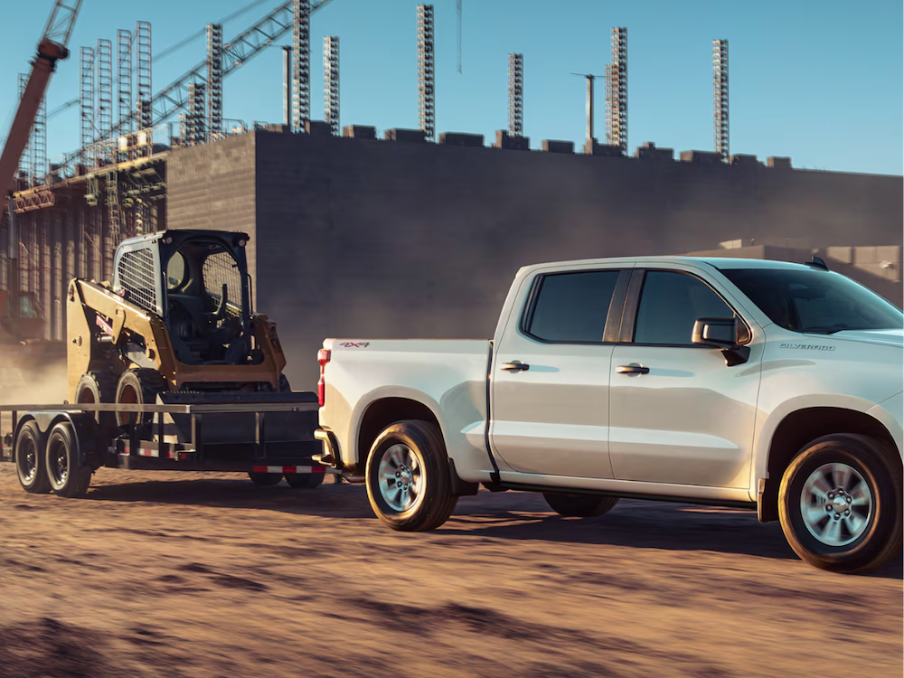 2025%20Chevy%20Silverado%20Towing.png