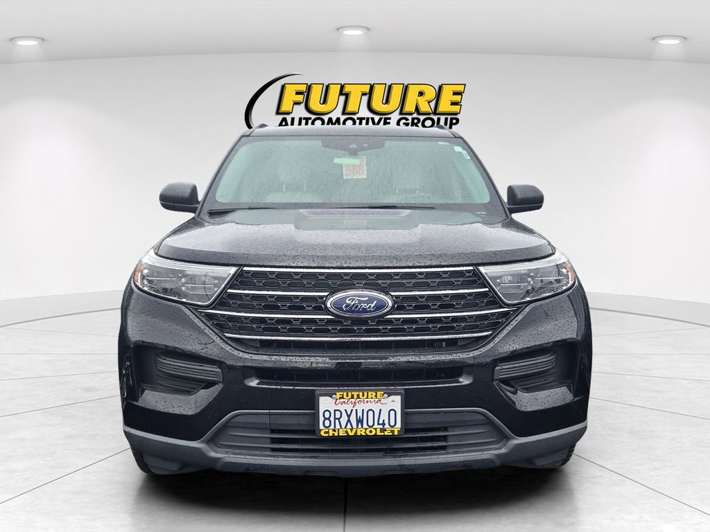 2020 Ford Explorer XLT photo 2