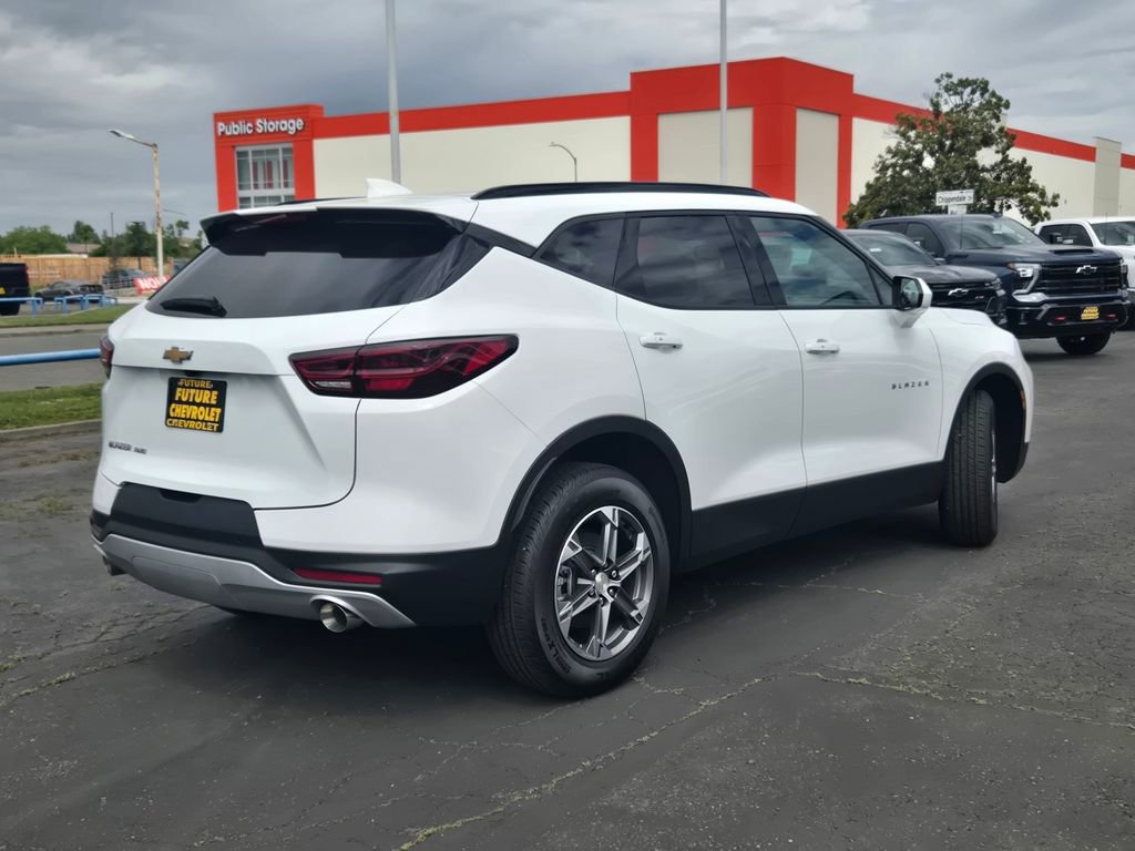 2026 Chevrolet Blazer 2LT photo 4