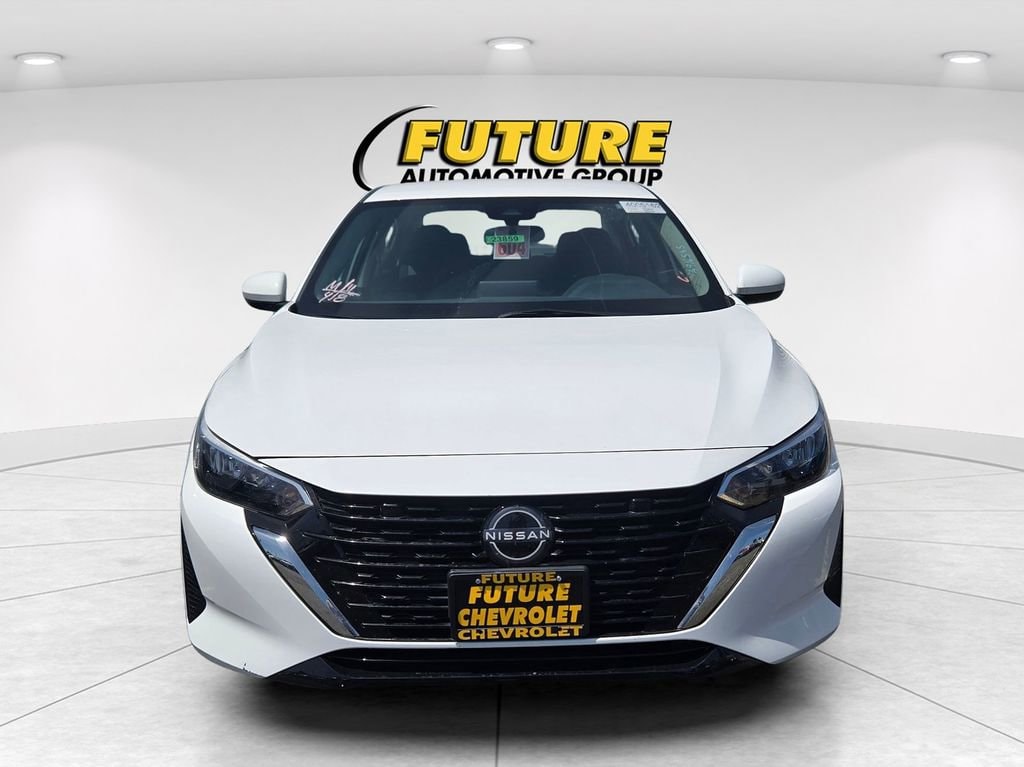 2024 Nissan Sentra SV photo 3