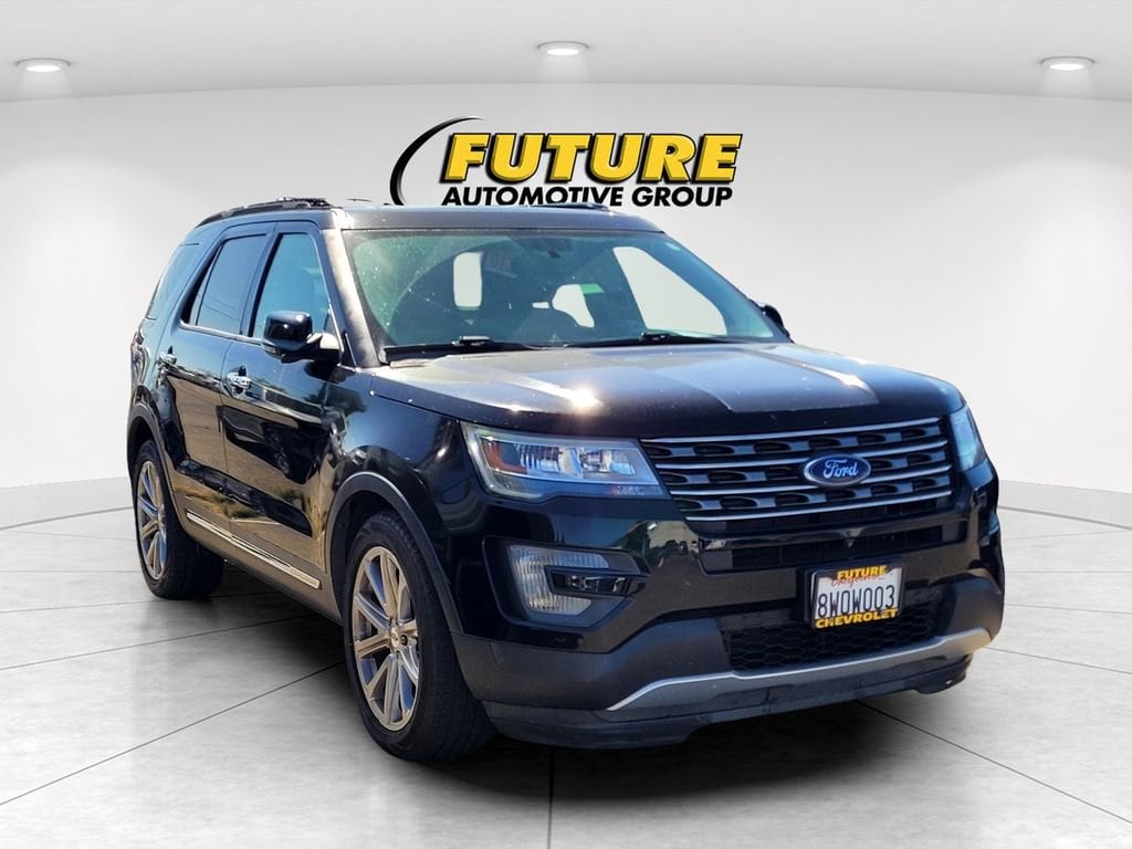 2017 Ford Explorer Limited FWD's photo