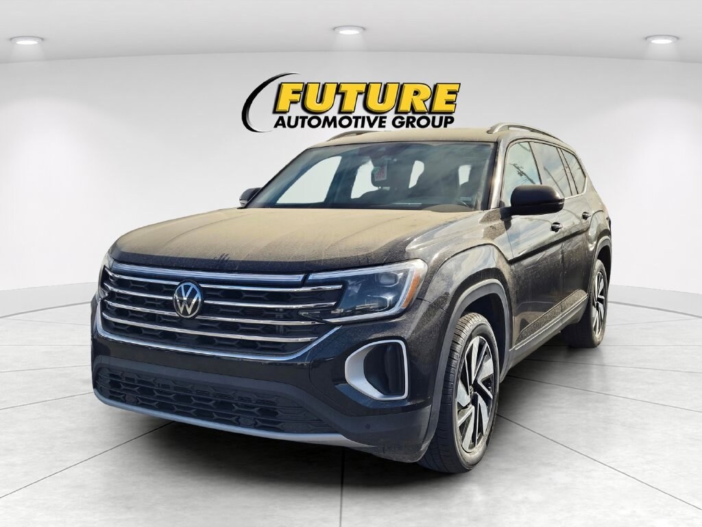 Used 2025 Volkswagen Atlas 2.0T SE w/Technology