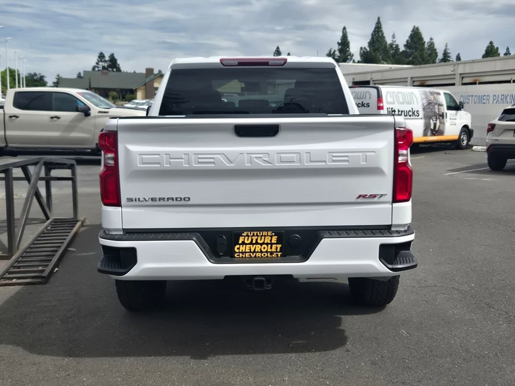 2026 Chevrolet Silverado 1500 LT photo 5