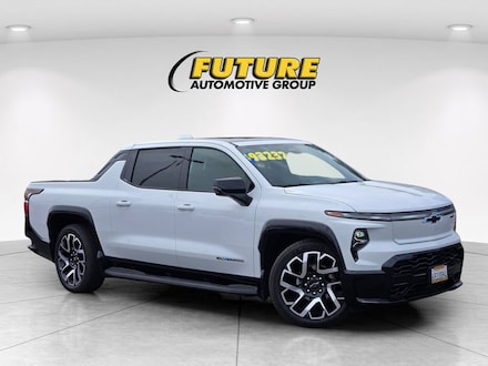 2025 Chevrolet Silverado EV RST - Max Range Truck