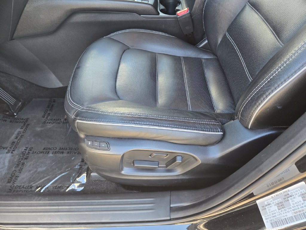 2025 Mazda CX-5 S Preferred package - Photo 16
