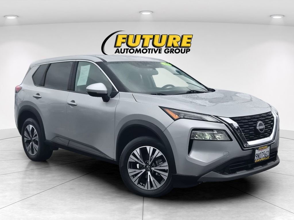2022 Nissan Rogue SV FWD's photo