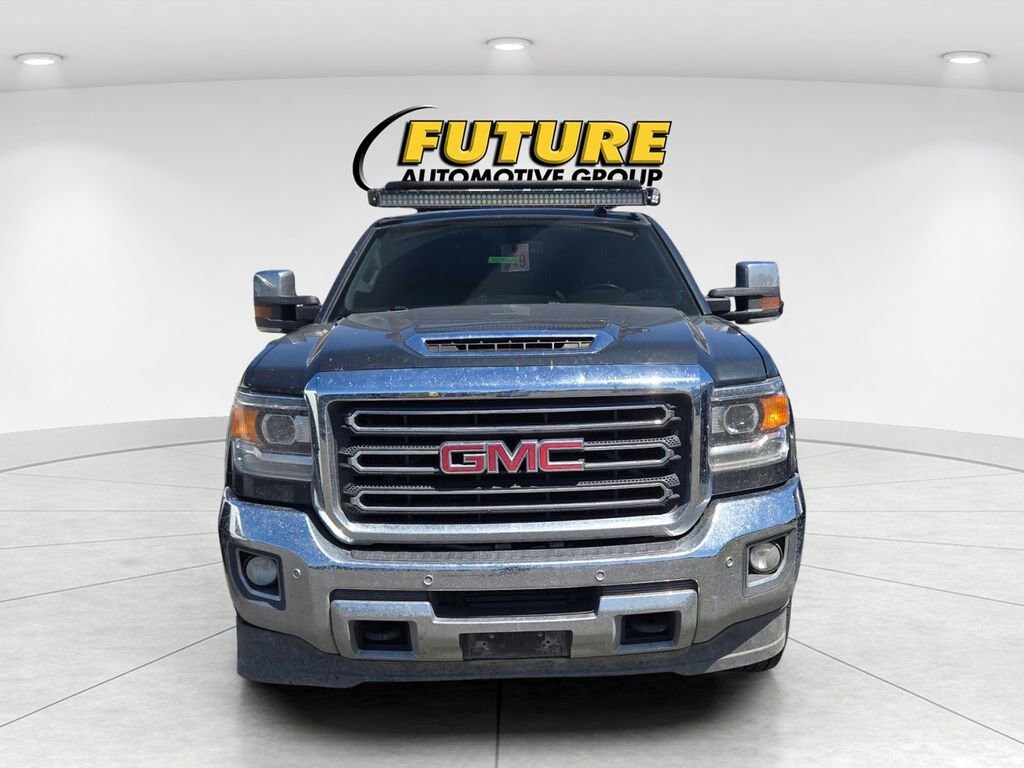 Used 2019 GMC Sierra 2500 HD SLT Truck