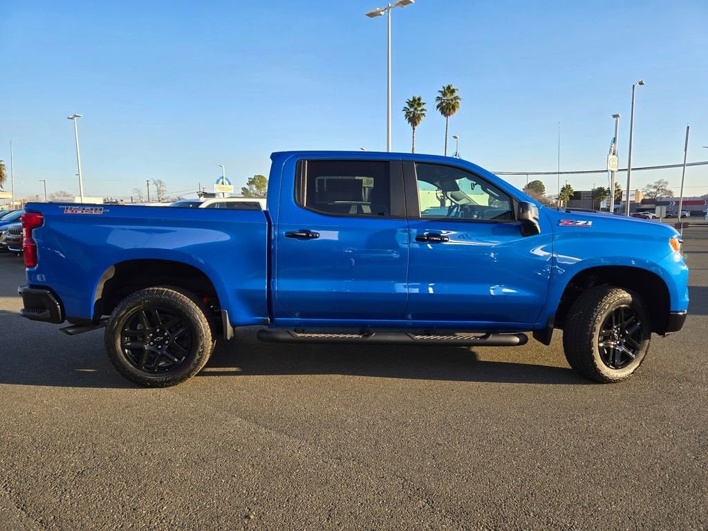 2026 Chevrolet Silverado 1500 LT Trail Boss photo 2