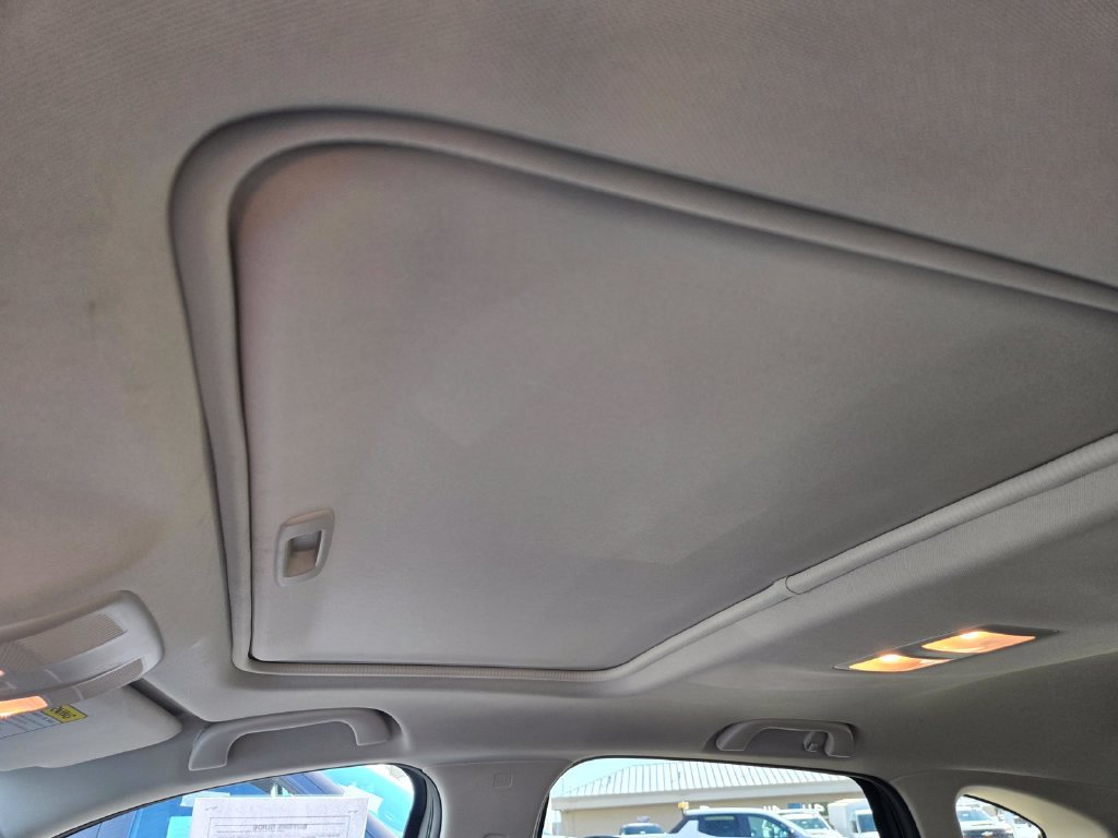 2025 Mazda CX-5 S Preferred package - Photo 10