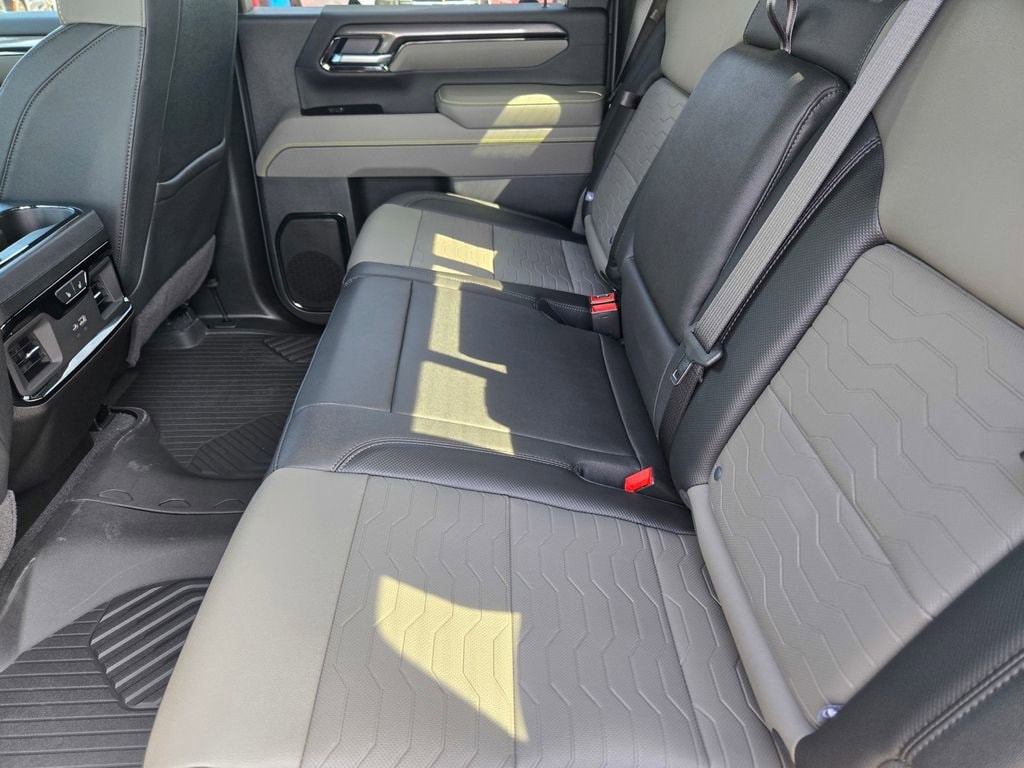 2026 Chevrolet Silverado 2500 HD ZR2 photo 6