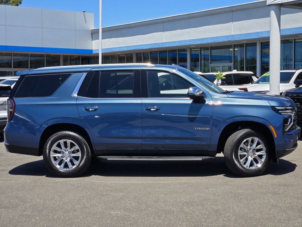 2026 Chevrolet Tahoe Premier - Photo 3
