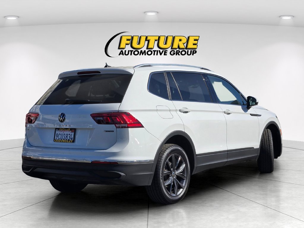 Used 2022 Volkswagen Tiguan SE