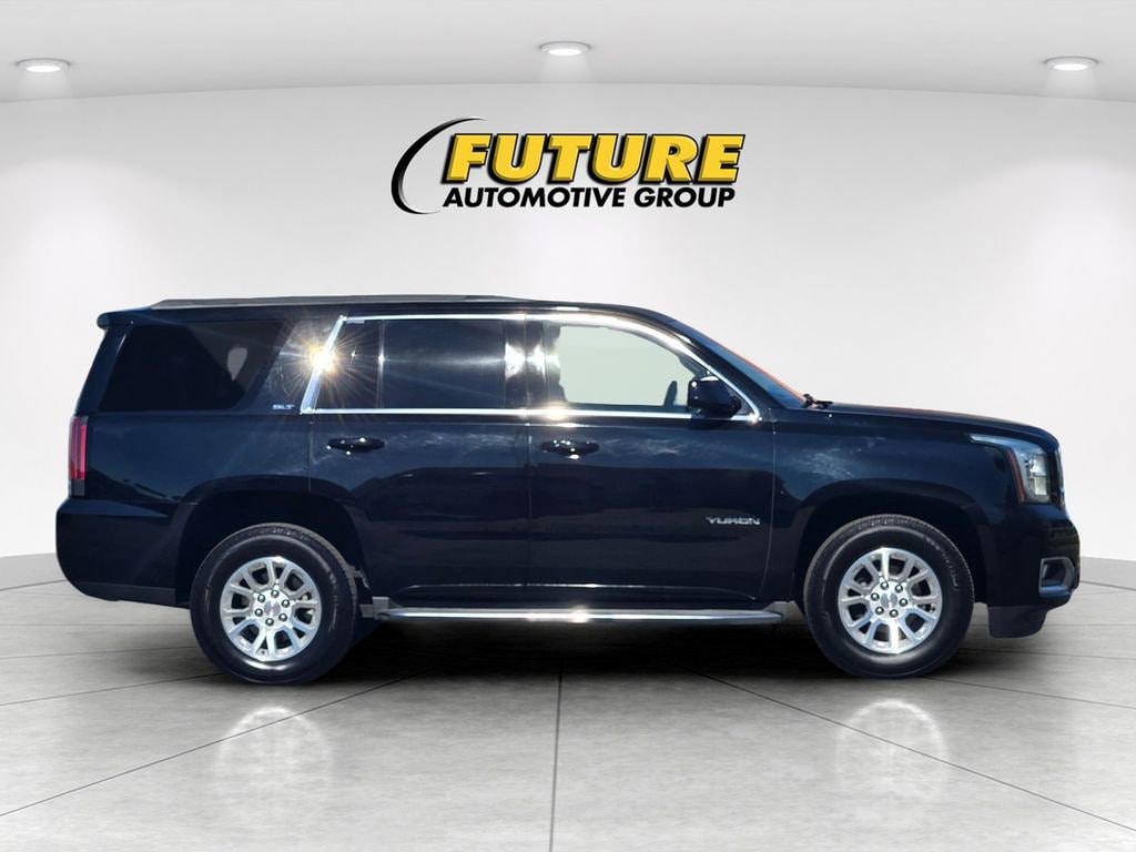 2015 GMC Yukon SLT photo 3