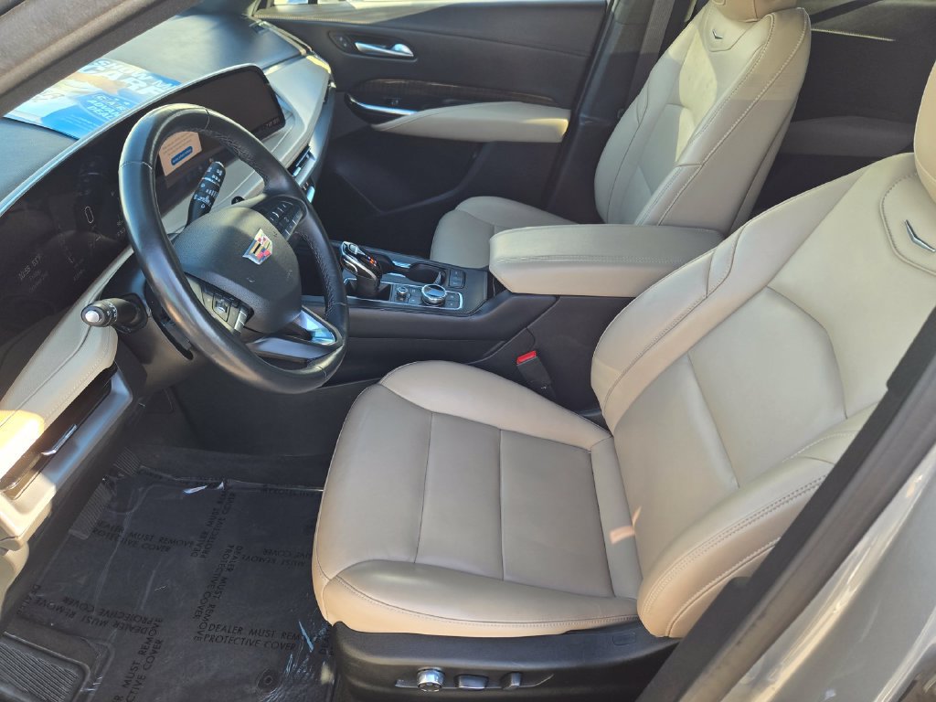 2025 Cadillac XT4 Premium Luxury - Photo 11