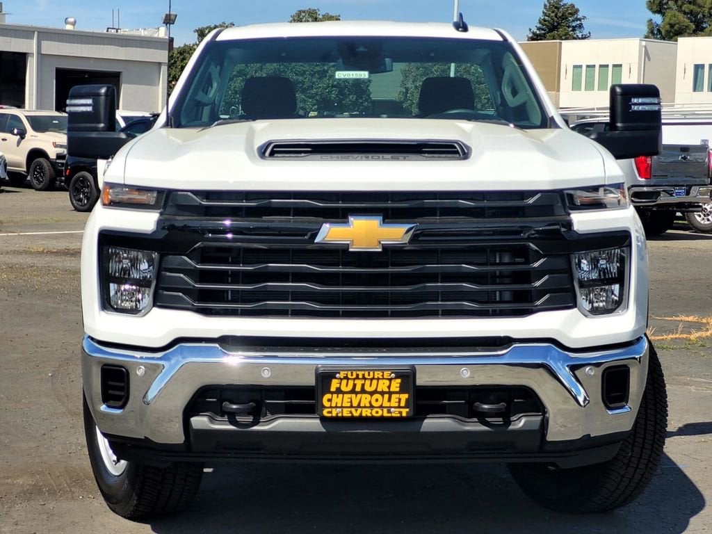 2026 Chevrolet Silverado 2500 HD WT photo 2