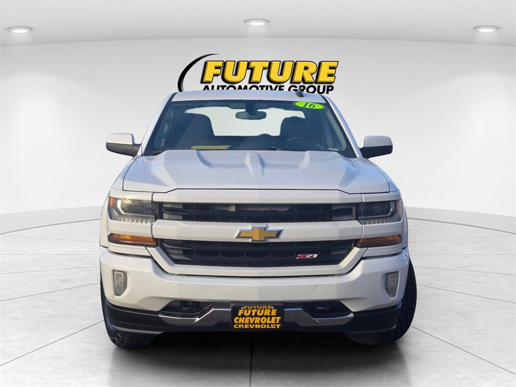 2017 Chevrolet Silverado 1500 LTZ photo 2