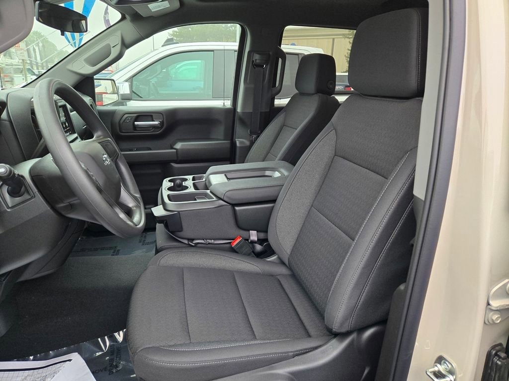 2026 Chevrolet Silverado 1500 Custom Trail Boss photo 6