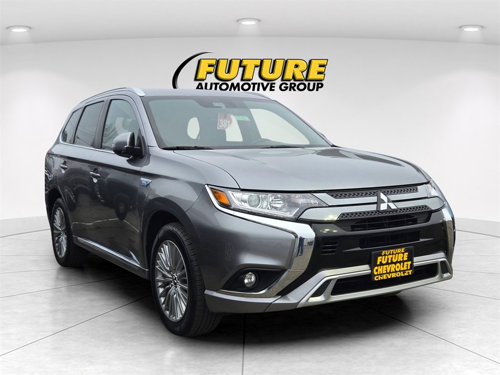 2022 Mitsubishi Outlander PHEV LE