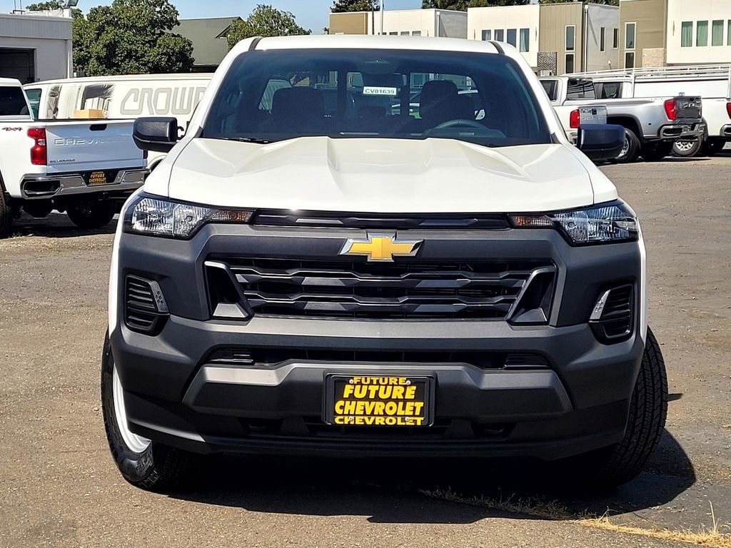 2026 Chevrolet Colorado WT photo 2