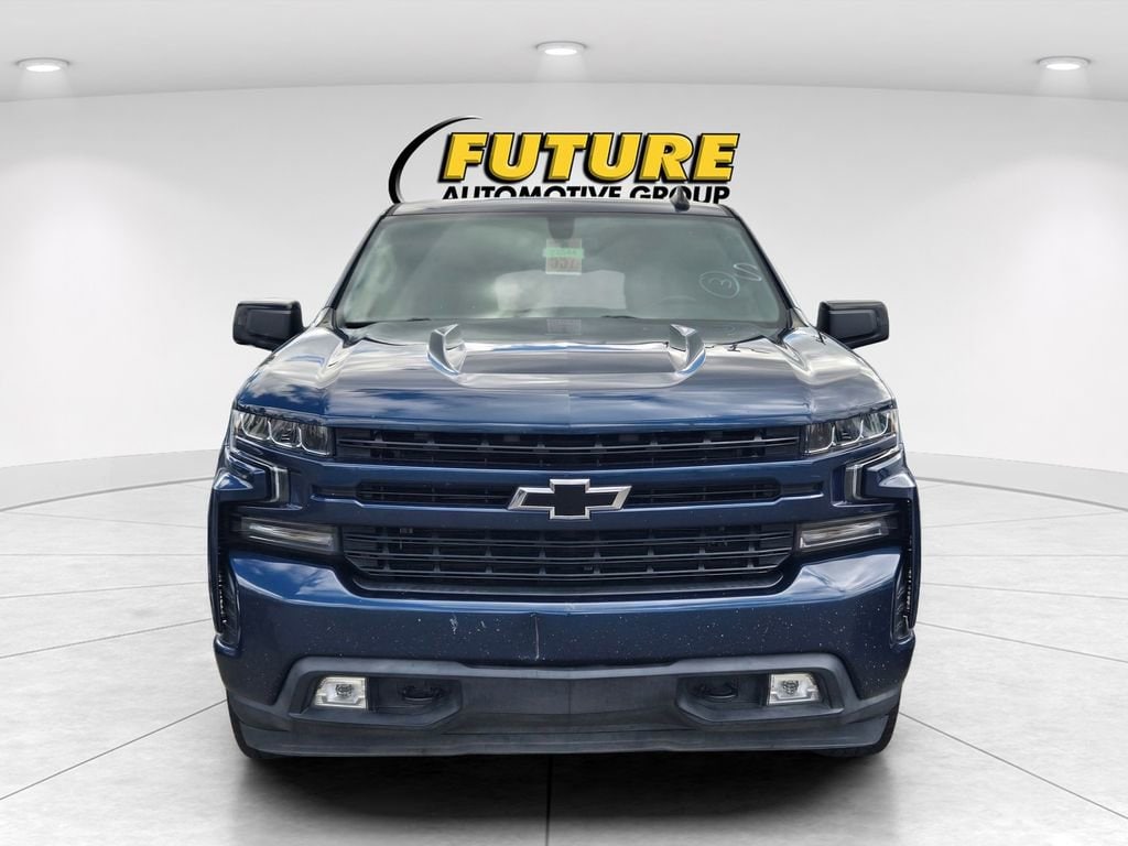 2020 Chevrolet Silverado 1500 RST photo 2