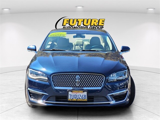 2017 Lincoln MKZ Reserve photo 2