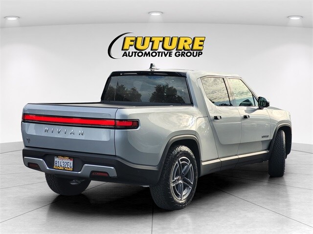 2025 Rivian R1T Adventure photo 4