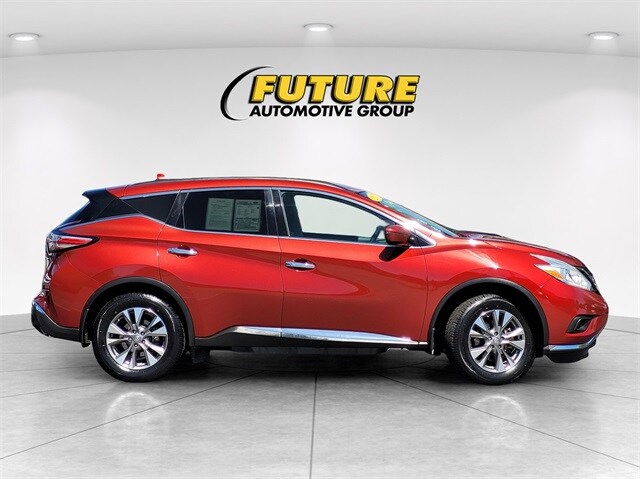 2017 Nissan Murano SV photo 3