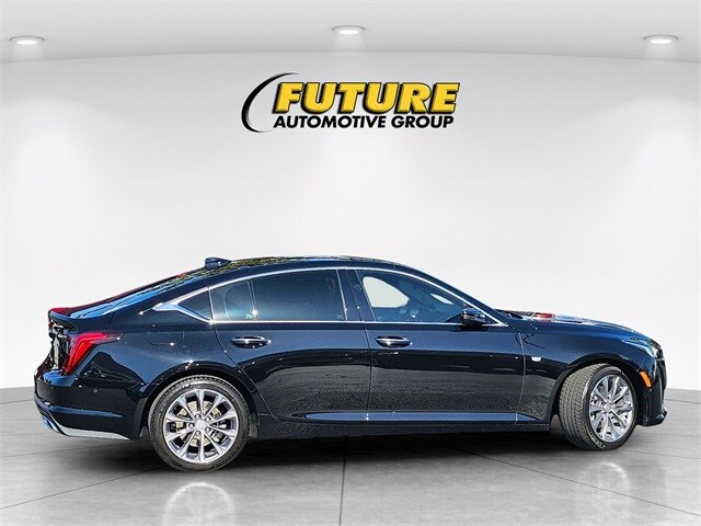 2023 Cadillac CT5 Premium Luxury photo 2