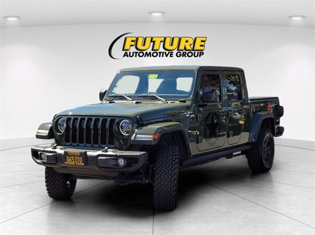 Used 2021 Jeep Gladiator Sport Truck Crew Cab