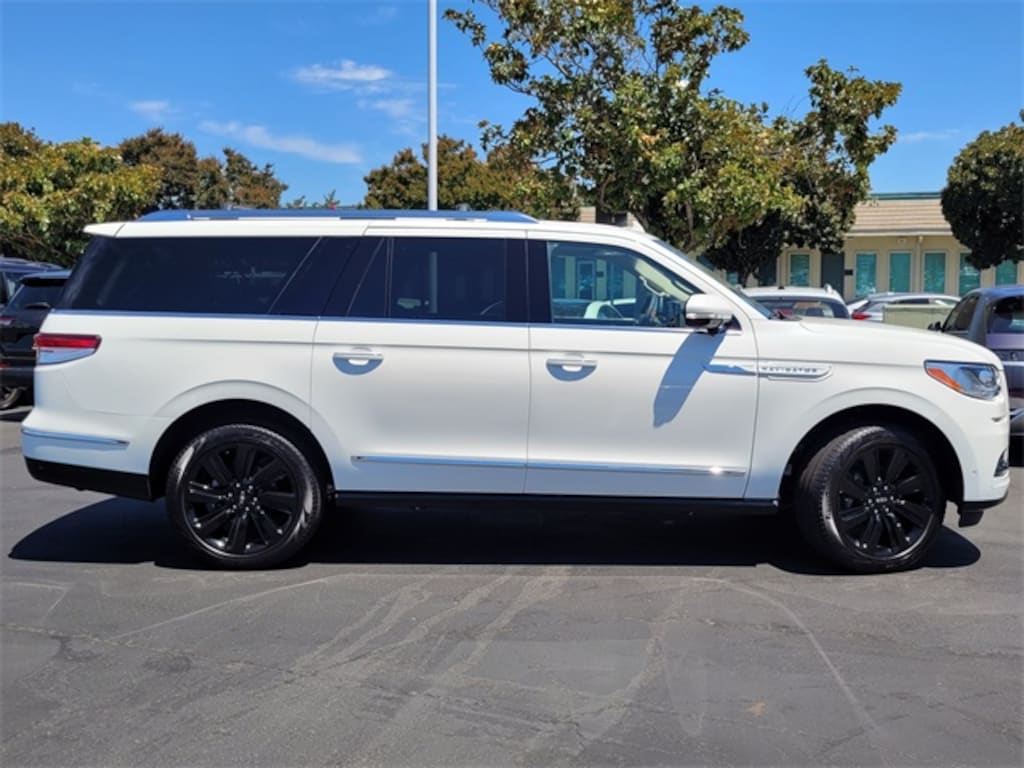 New 2023 Lincoln Navigator Reserve L SUV