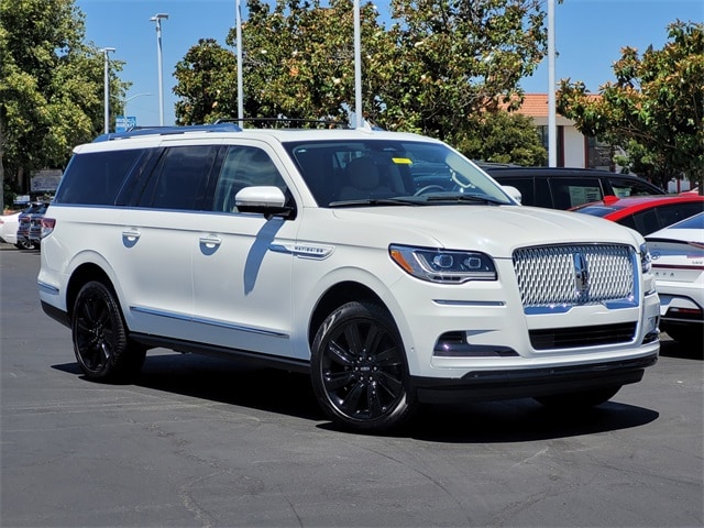 2023 Lincoln Navigator