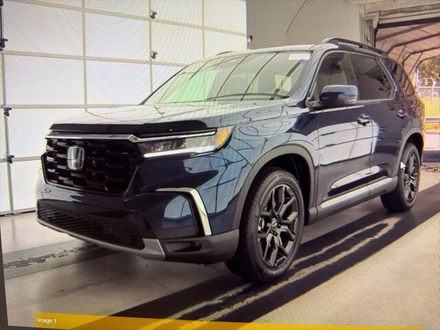 2025 Honda Pilot Touring's photo