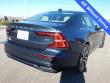 2022 Volvo S60 B5 Momentum Sedan