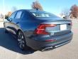 2022 Volvo S60 B5 Momentum Sedan