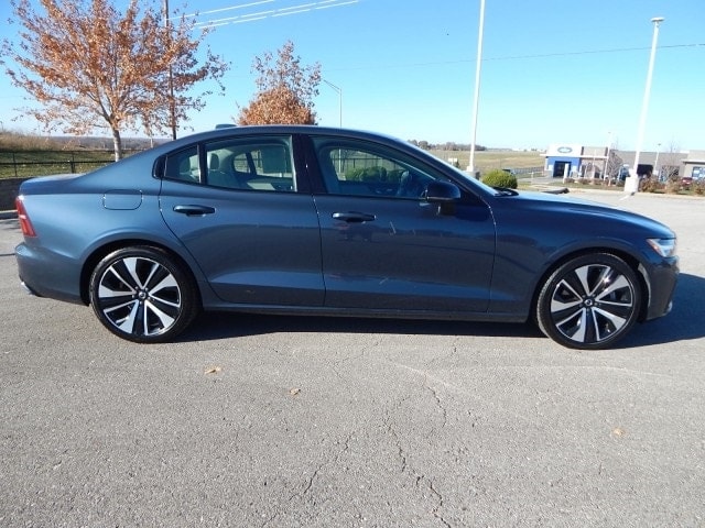 Used 2022 Volvo S60 Momentum with VIN 7JRL12TZ4NG161435 for sale in Burlington, VT