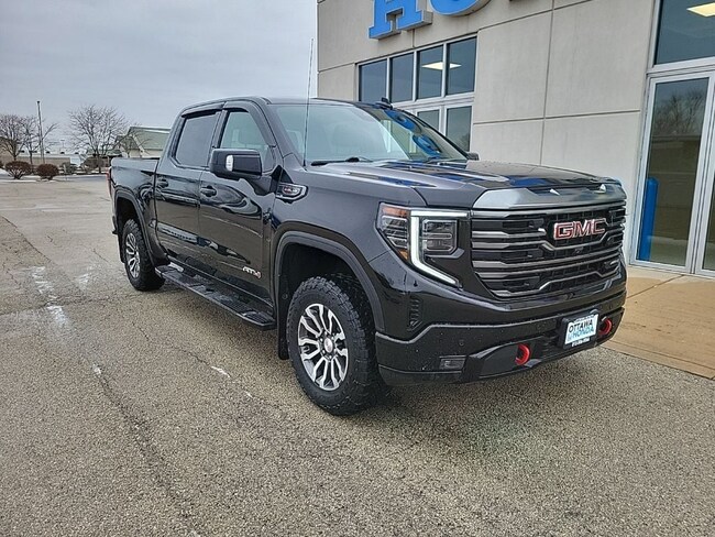2023 GMC Sierra 1500 AT4 Truck Crew Cab