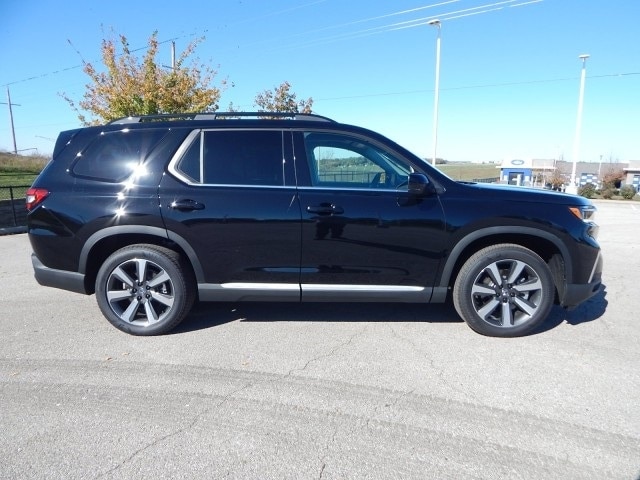 Certified 2023 Honda Pilot Elite with VIN 5FNYG1H89PB031953 for sale in Burlington, VT