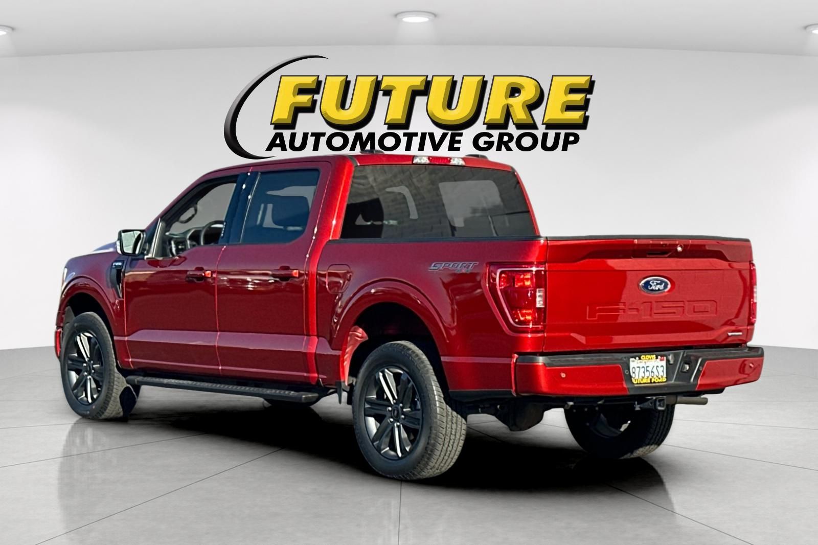 2023 Ford F-150 XLT photo 4
