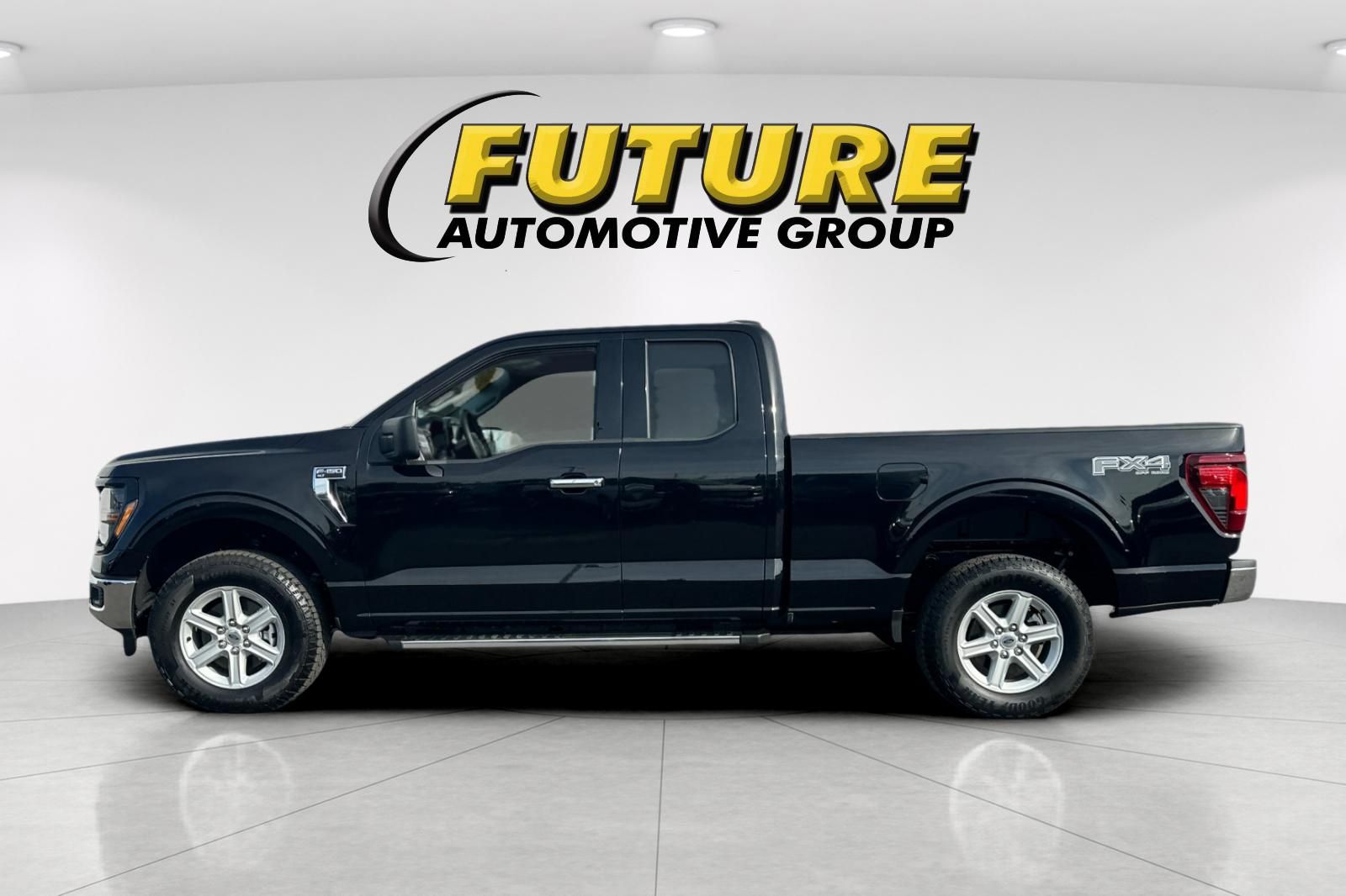 2025 Ford F-150 XLT photo 5